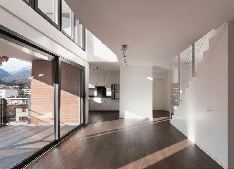 Sunlight shines on the floor indoors