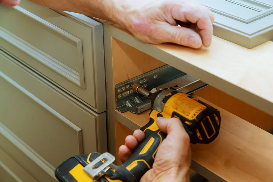 Installing cabinet drawer rails