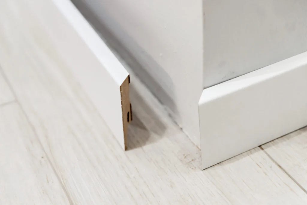 Flat Base Moulding
