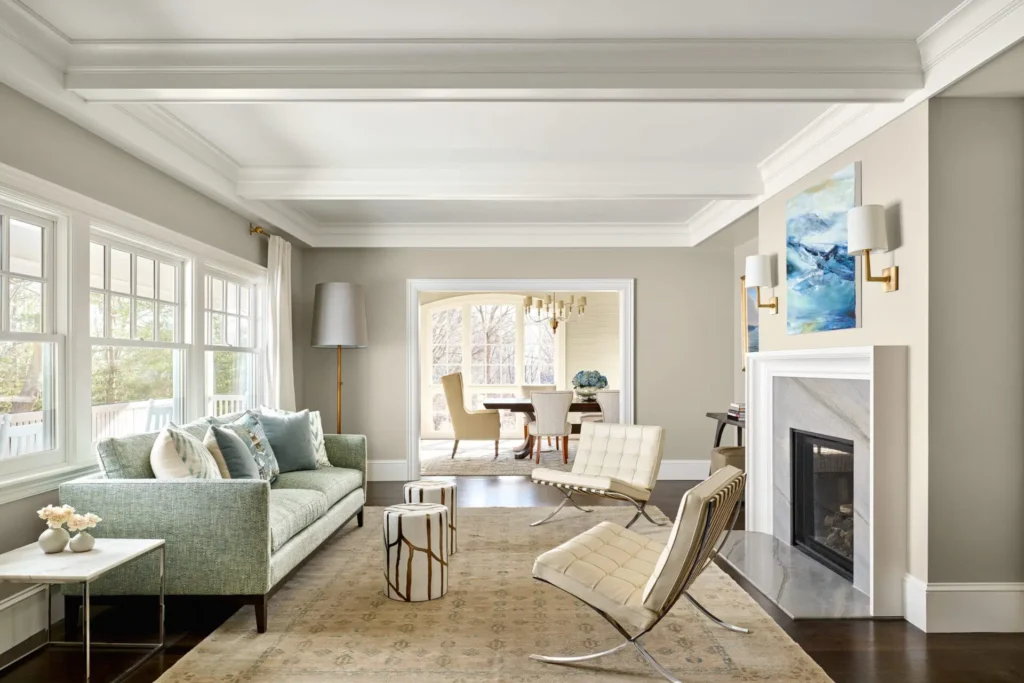 How big should my crown molding be