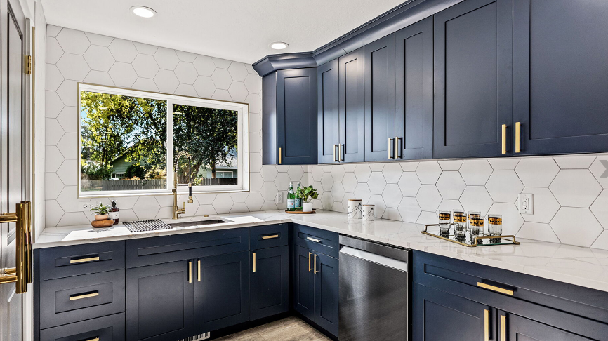 What Are the Top Color and Layout Trends for Residential Kitchen Cabinetry in the USA for 2026