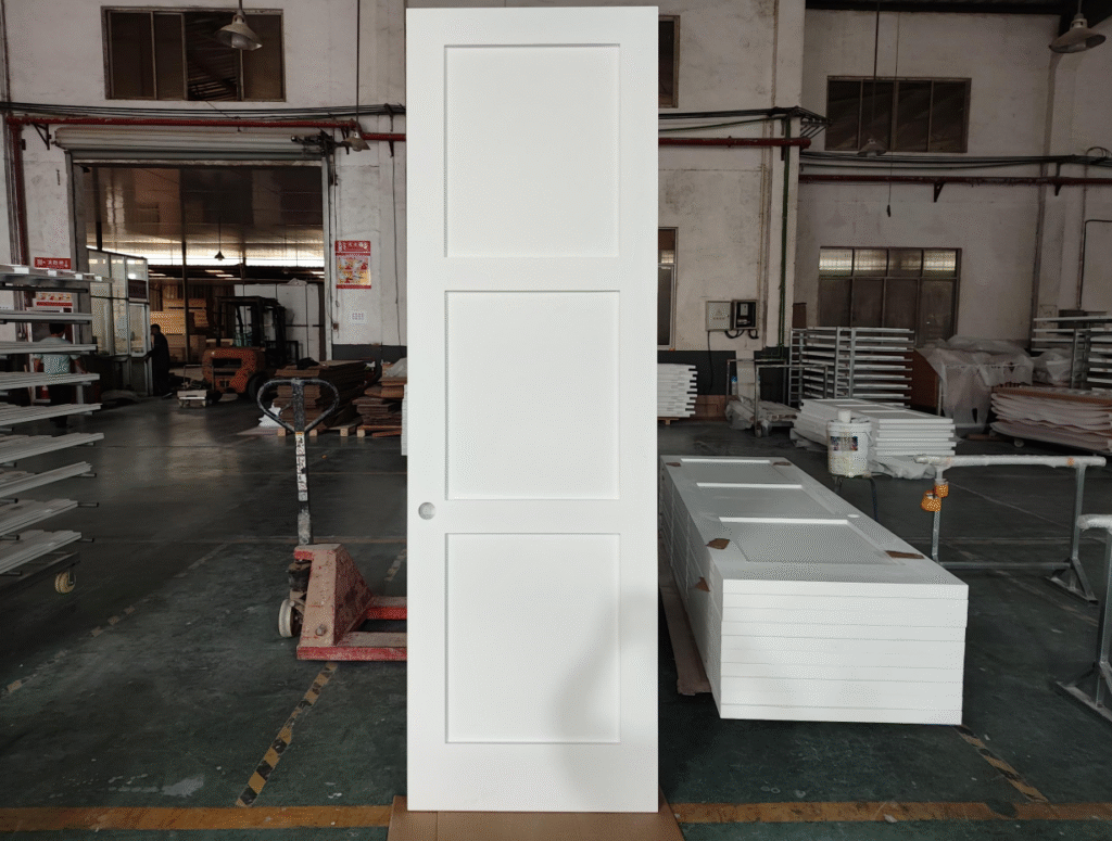 shaker door- three panel