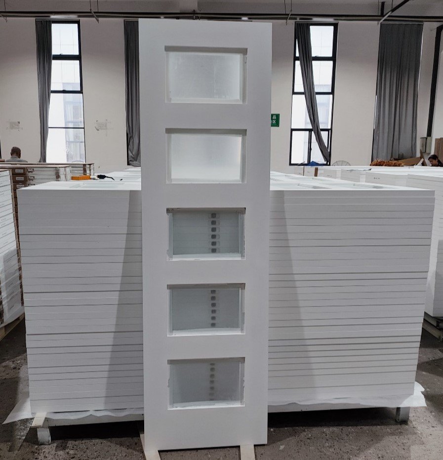 5 Lite Door in Factory