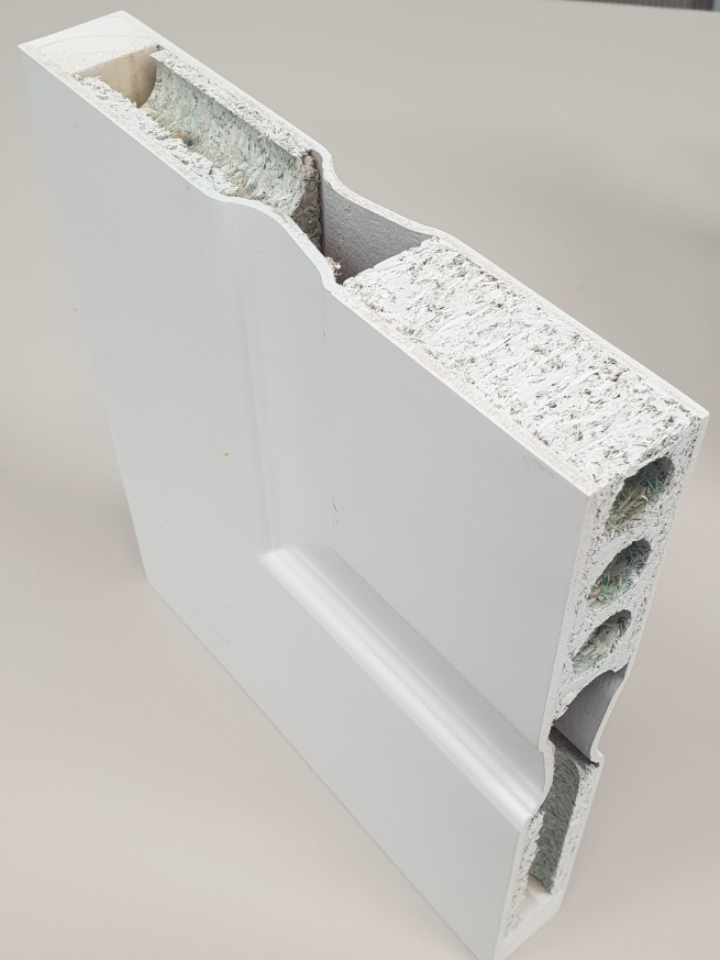 Moulded Door corner with tubular chipboard filled at intervals
