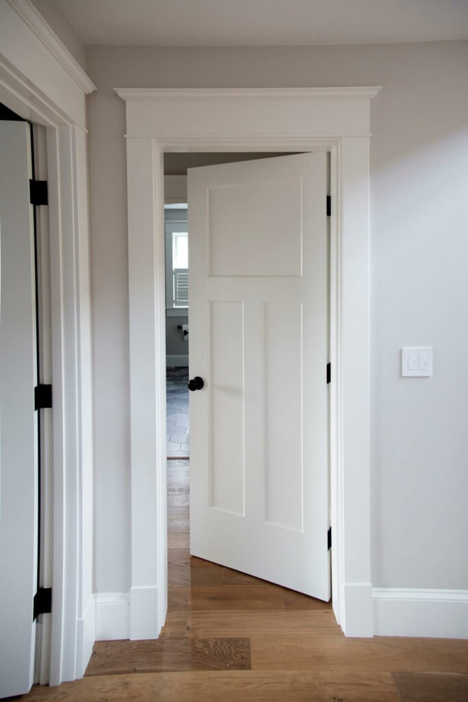 Right Swing Door